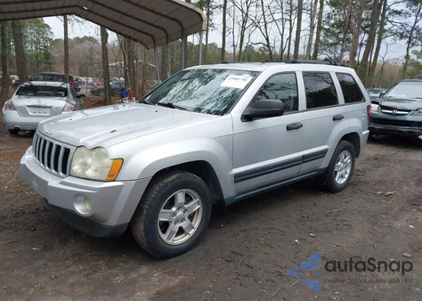 2005 Jeep Grand Cherokee Laredo из США, поврежденный, VIN 1J4GR48KX5C516660